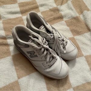 New Balance 550 Sneakers Sz 7 Women’s
